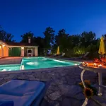 Maggie, Your Peaceful Istrian Getaway With Shared Pools