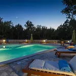 Villa Maggie, Your Peaceful Istrian Getaway With Shared Pools