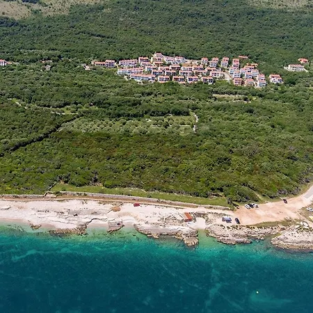 빌라 Maggie, Your Peaceful Istrian Getaway With Shared Pools