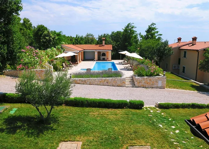 ヴィラ Maggie, Your Peaceful Istrian Getaway With Shared Pools *