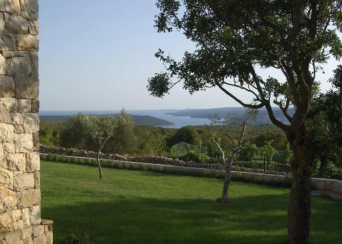ヴィラ Maggie, Your Peaceful Istrian Getaway With Shared Pools *